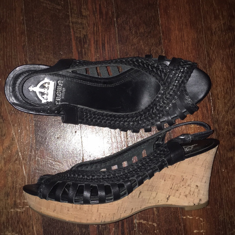 Crown Vintage Wedges